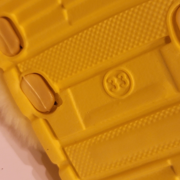 Yellow Fuzzy Slides - Picture 5 of 5
